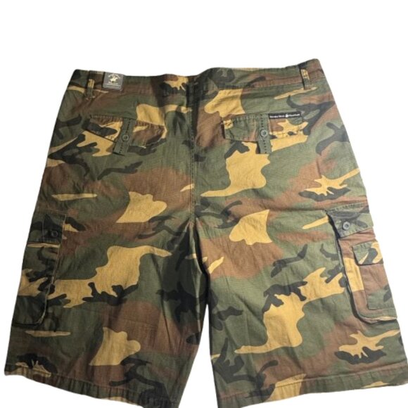 NWT Beverly Hills Polo Club Camo Shorts men's Size 44 - Picture 2 of 5